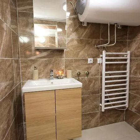 Casa Vrelo, Golija アパート